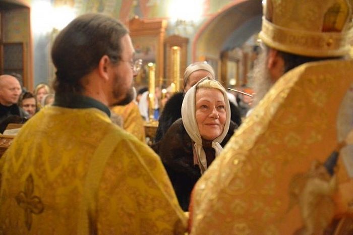 На службе в храме Покрова Пресвятой Богородицы в Ясенево